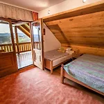 Holiday home Vivid Hillside With Hot-tub And Sauna - Two Bedroom *