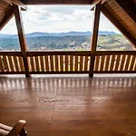 בית נופש Vivid Hillside With Hot-tub And Sauna - Two Bedroom Sevnica