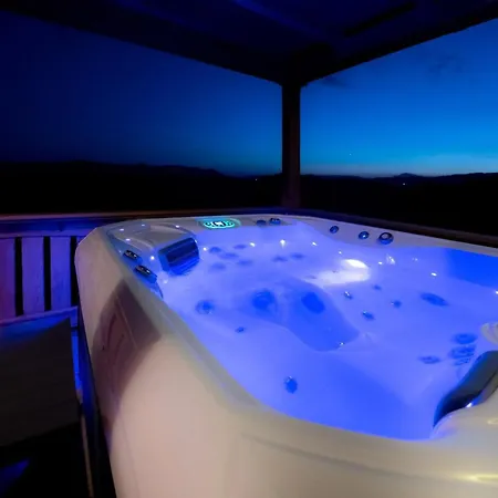 Vivid Hillside With Hot-tub And Sauna - Two Bedroom