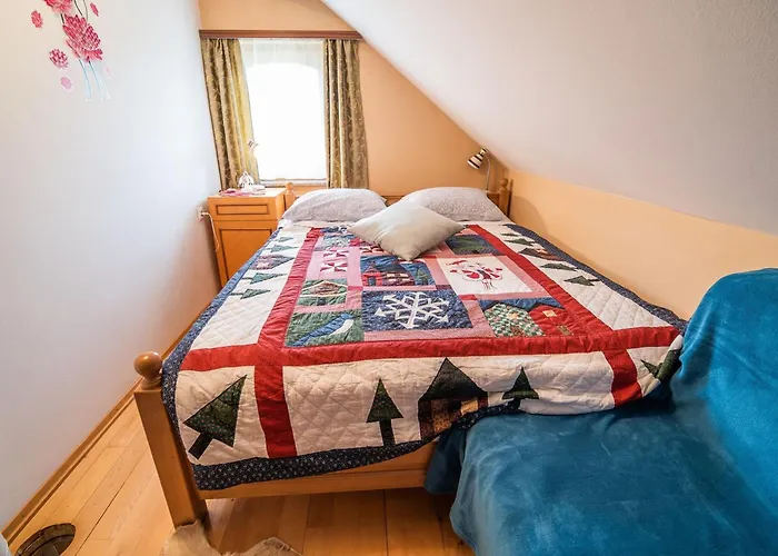 Vivid Hillside With Hot-tub And Sauna - Two Bedroom Vikendica Sevnica