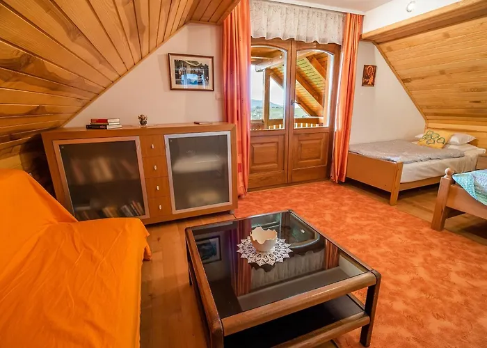 Vikendica Vivid Hillside With Hot-tub And Sauna - Two Bedroom